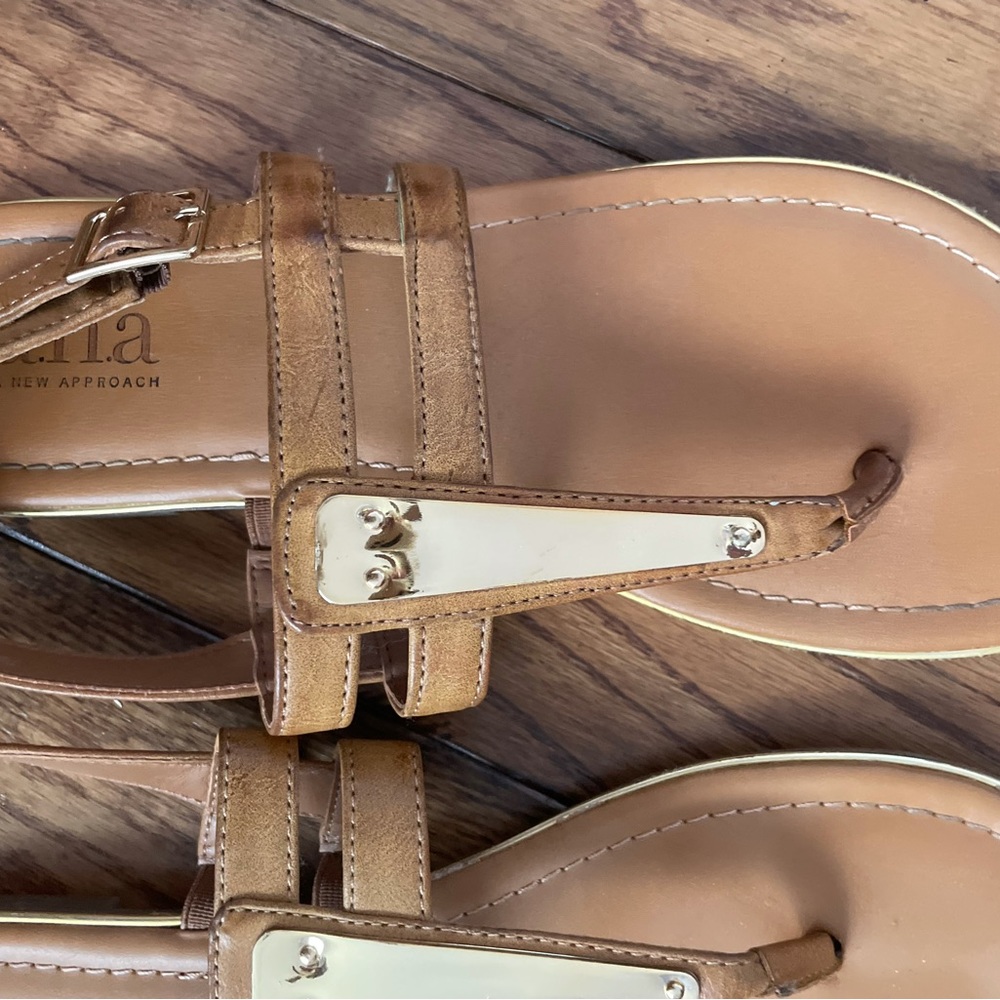 Ana brown/gold sandals